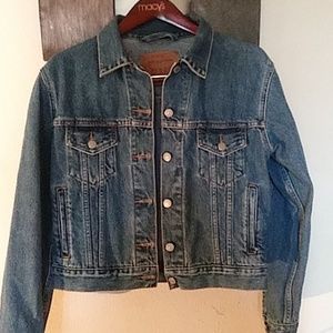 Levi's jean jacket